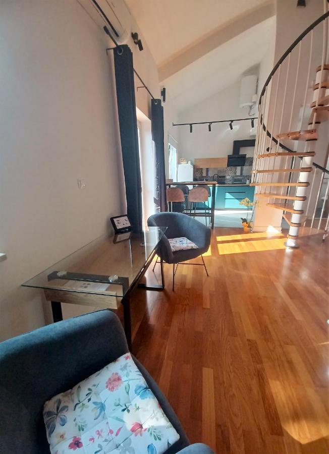 Stunning New Apartment In Centre Of Buzet Exteriér fotografie
